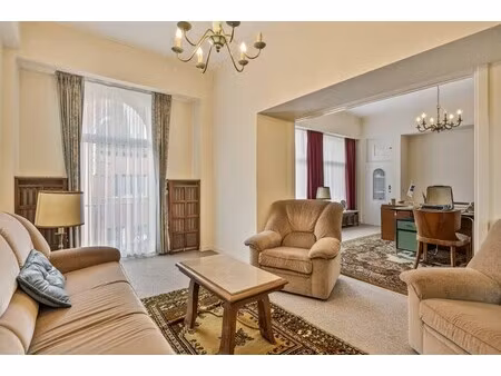 te renoveren woning te koop in niel