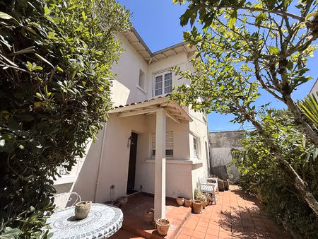 maison 4 pièces à vendre à royan  secteur marché central