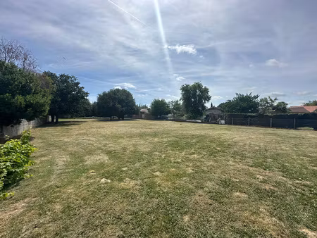 à vendre terrain à bâtir 1 289 m2 muret (route d'eaunes)