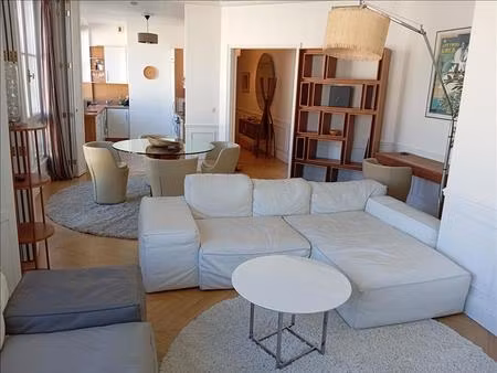 appartement - 4ème étage - 85 m2 - 3 pièces - meublé