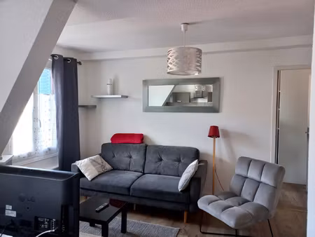t2 meuble en coeur de ville / ideal pour etudiant