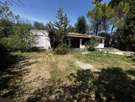 2 habitations pour 148m2 hab  a renover sur pres de 5000m2