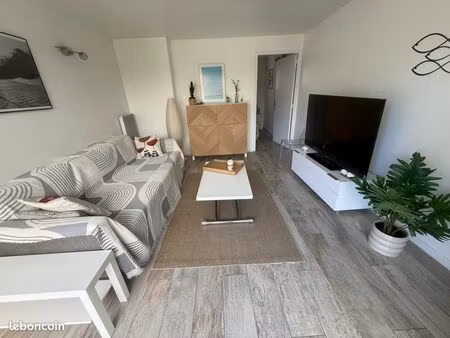 location t2 de septembre à juin