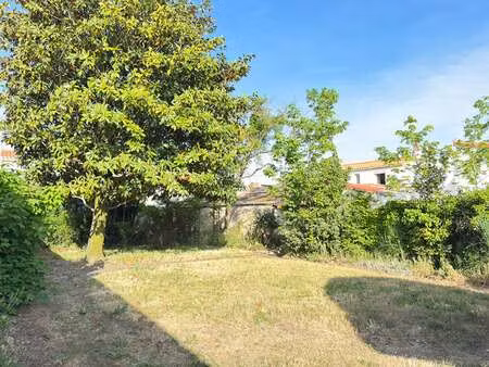vente maison aux sables-d'olonne (85100) : à vendre / 80m² les sables-d'olonne