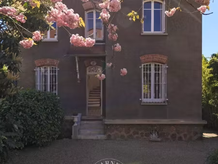 maison de luxe à vendre dans le quartier bois clos d'orléans