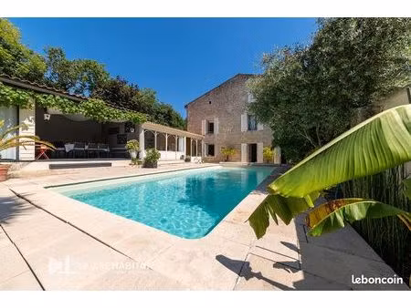 maison 5 pièces 166 m²