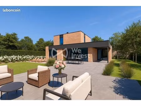 villa 6 pièces 270 m²