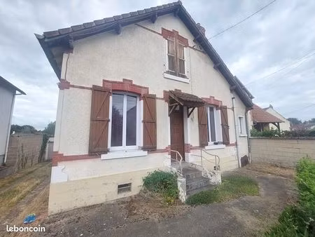 maison 5 pièces 70 m²