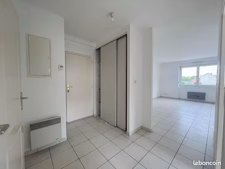 appartement 3 pièces 58 m²