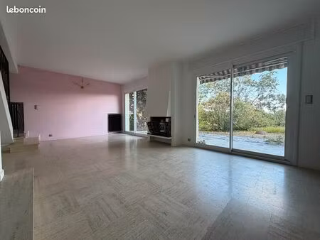 maison 5 pièces 176 m²