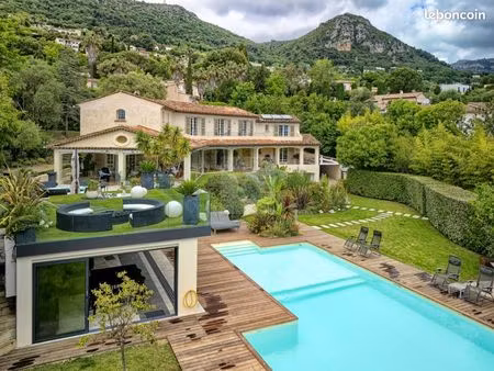 magnifique villa 4 chambres + studio indépendant