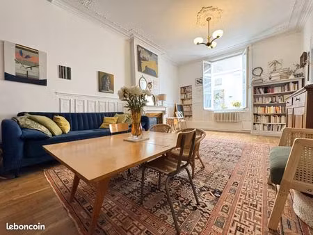 maison 6 pièces 195 m²