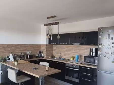 location t2 de standing borgo centre