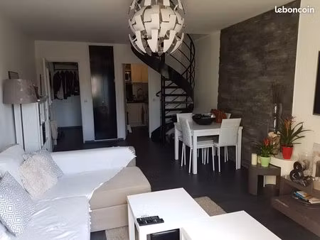 appartement t2 duplex meublé centre ville
