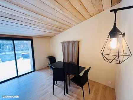 studio équipé + terrasse