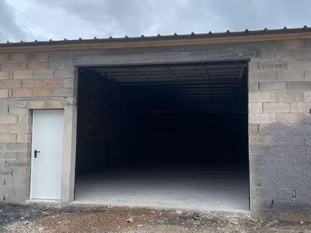 local stockage 135m²