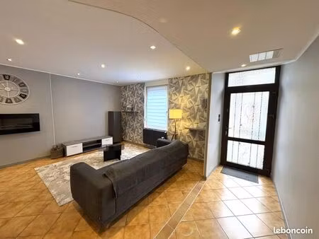 maison 4 pièces 97 m²