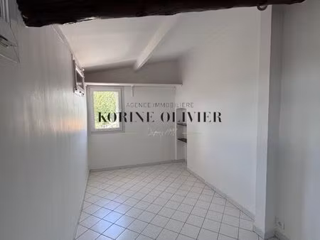 studio 1 pièce 23 m²