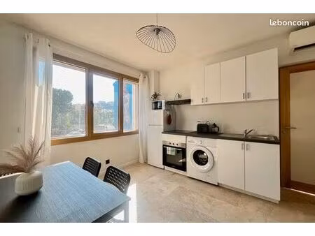 studio 1 pièce 19 m²