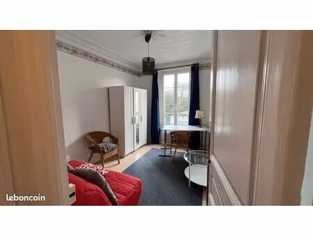 loue studio meublé de 27m2 au chesnay