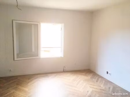 joli 2p refait à neuf - villeneuve-sur-yonne - 35m2