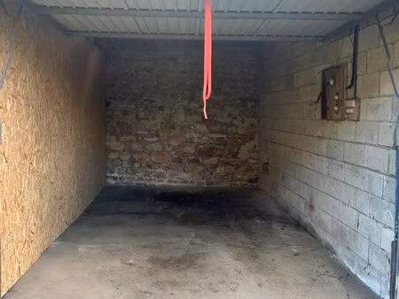 garage à louer – rue du pressoir  domfront-en-poiraie
