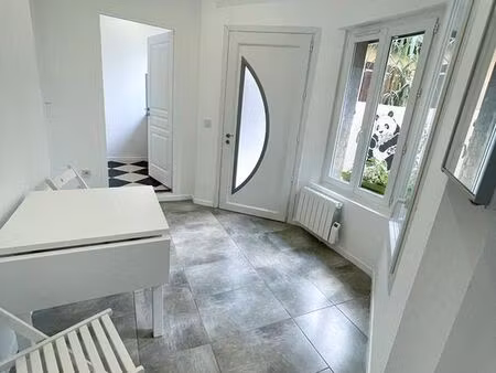 studio meublé indépendant en rez-de-jardin avec vrai jardin arboré – 29 9 m²