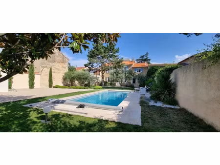 maison de luxe à vendre à sorgues