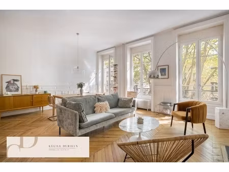 appartement 4 pièces - 109 m²