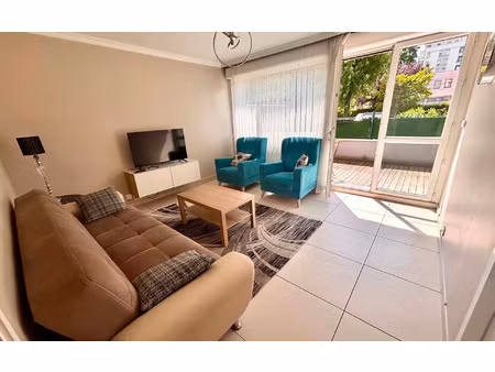 location appartement  68.08 m² t-4 à villeurbanne  1 365 €