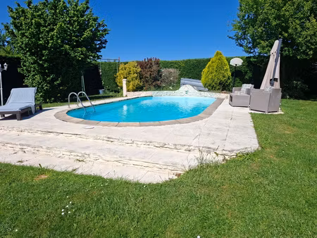 maison individuelle 174 m2 + garage avec piscine
