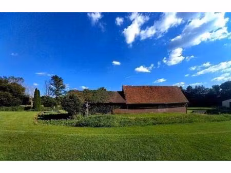 maison 20 pièces 263 m²