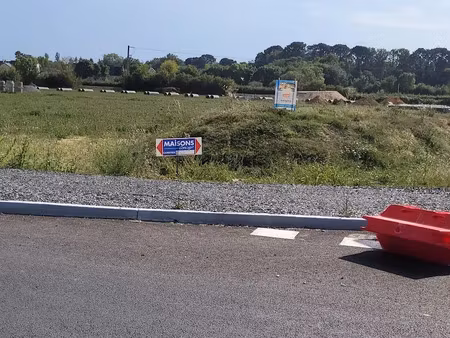 vente terrain 480 m² à saumur (49400)  32 998 €