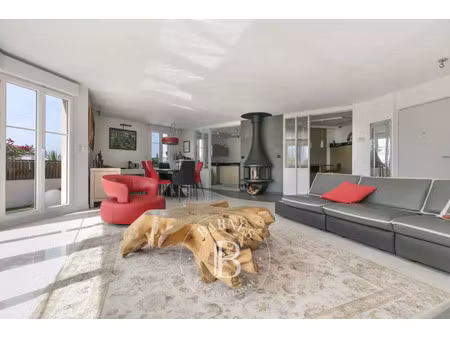 appartement de luxe à vendre dans le quartier faubourg de l'arche
