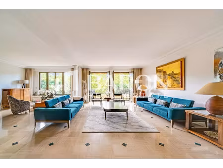 appartement de luxe à vendre dans le quartier ile de la jatte-parc d'orléans