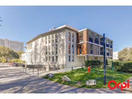 duplex de luxe à vendre dans le quartier point du jour-ménival