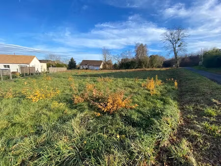 vente terrain 580 m² à tiercé (49125)  78 300 €
