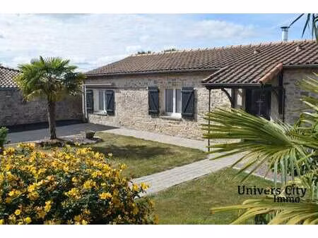 vente maison à maisdon-sur-sèvre (44690) : à vendre / 124m² maisdon-sur-sèvre