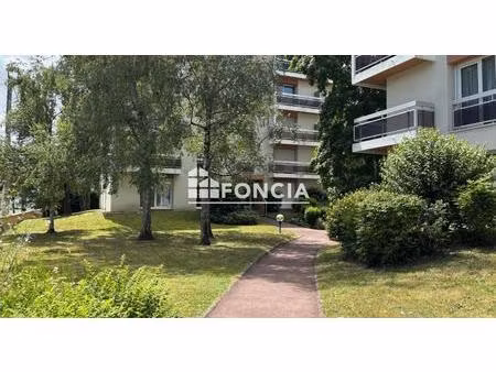 proche centre - gien