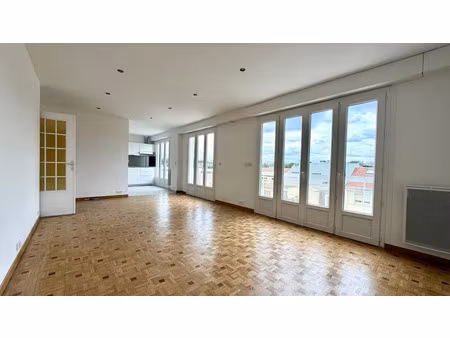 location appartement 4 pièces 90 m² à joinville-le-pont (94340)  1 990 €