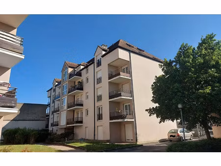 location appartement  m² t-2 à melun  820 €