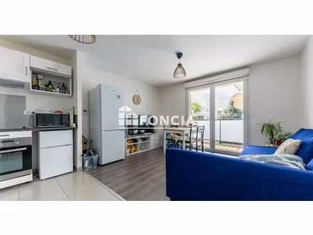 exclusivite foncia - superbe deux pièces avec balcon