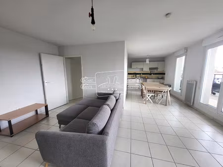 location appartement 3 pièces 70 m² à thouaré-sur-loire (44470)