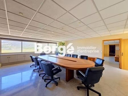 location commerce mandelieu la napoule 06210 370m²
