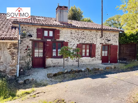 a la campagne  charmant pied à terre en pierre  vendu meublé