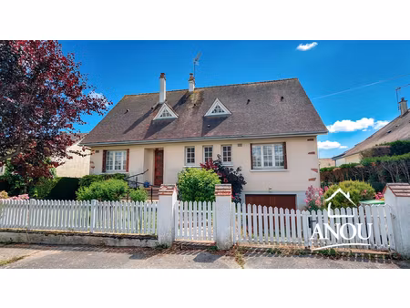 maison familiale de 5 chambres proche des commodités