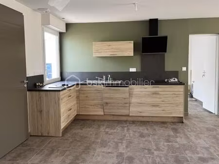 maison de 77 m² à etaules