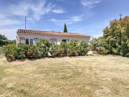 maison traditionnelle de 60 m² à monteux