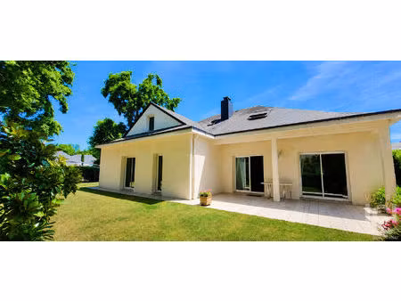 maison vie de plain pied 6 pièce(s) 149.42 m2