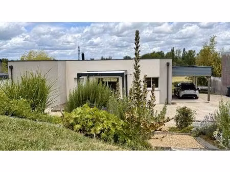 maison contemporaine de plain-pied à savonnières